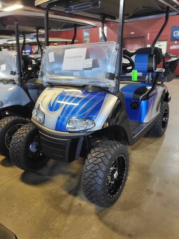 2021 EZGO RXV