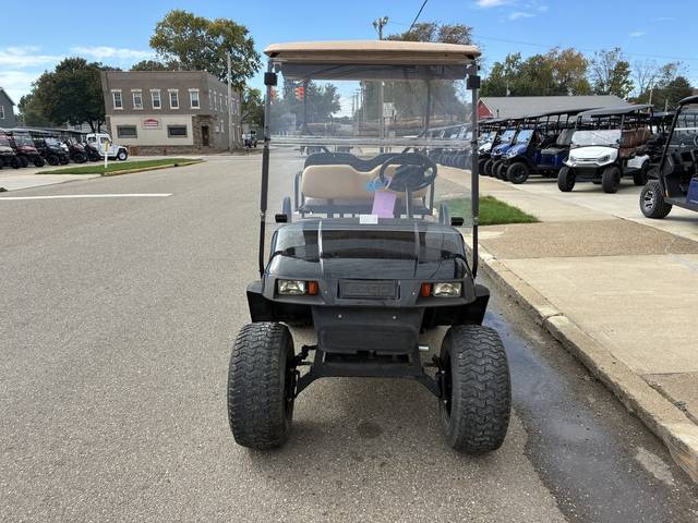 2010 EZGO TXT photo 2