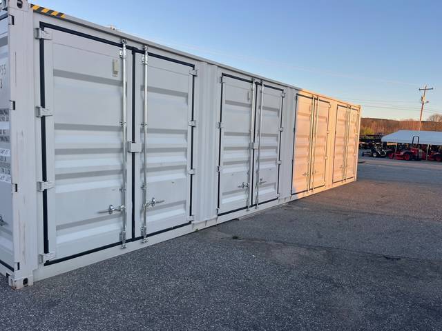 Enclosed Cargo Trailer