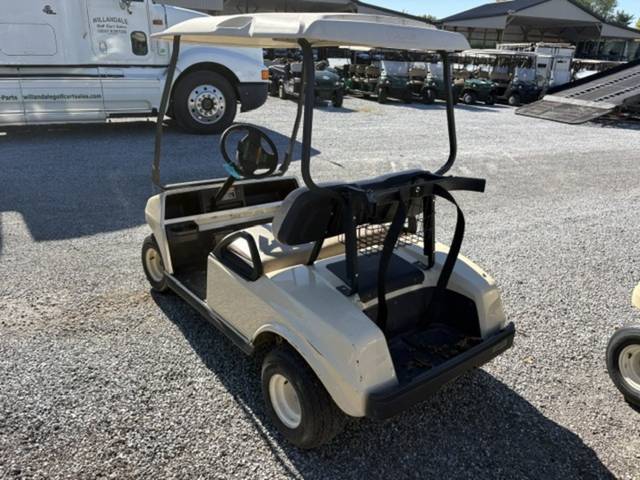 2012 Club Car photo 2