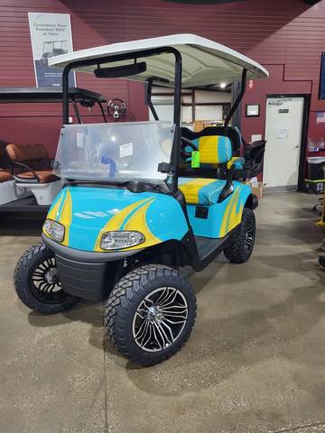 2020 EZGO RXV