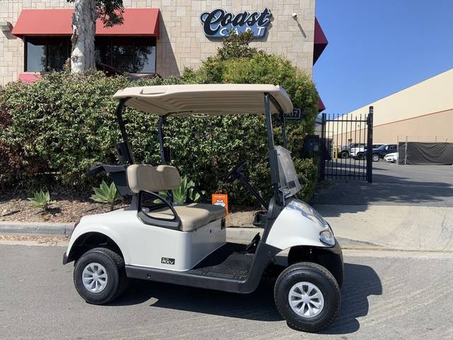 2020 EZGO RXV