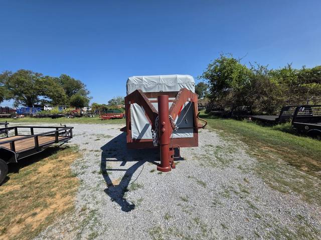 1983 20×6 Horse Livestock Trailer