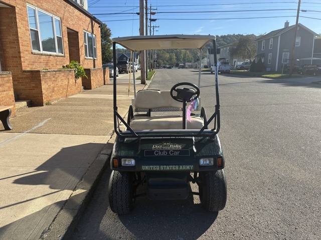 2010 Club Car photo 2