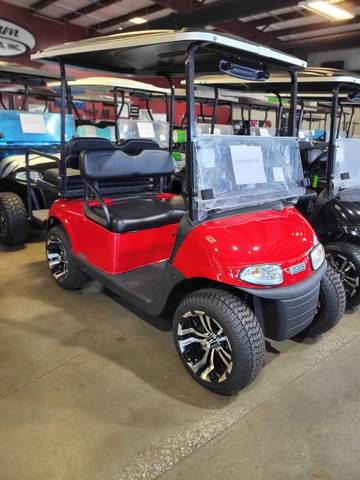 2021 EZGO RXV