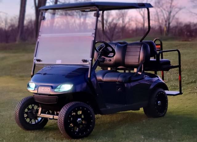 2017 EZGO TXT