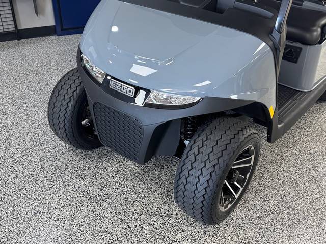 2026 EZGO RXV photo 2