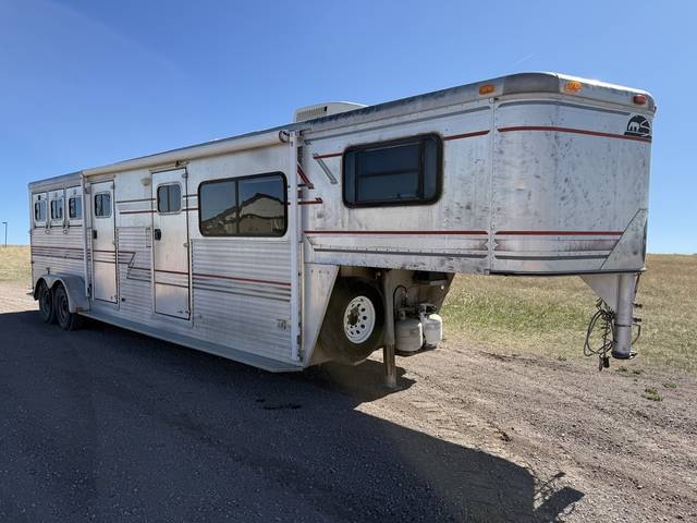 MileHighTrailers.com