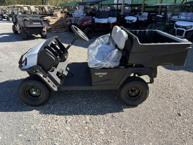 2027 Cushman® Hauler photo 2