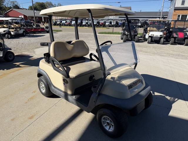 2004 Club Car Precedent photo 2