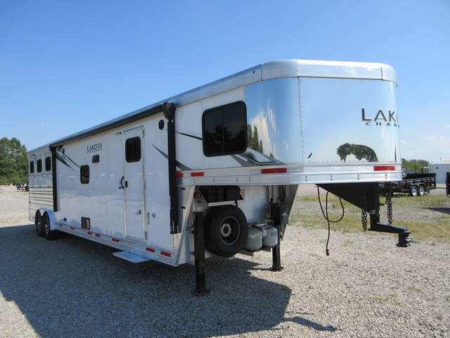 2021 Lakota photo 2