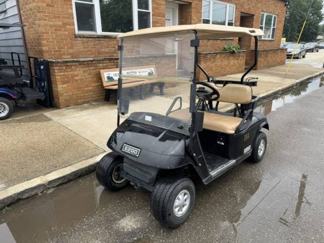 2012 EZGO TXT