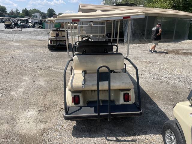 2007 Club Car Villager photo 2