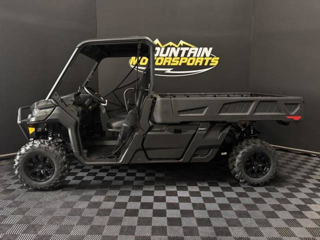 2026 Can-Am® Defender PRO XT HD10