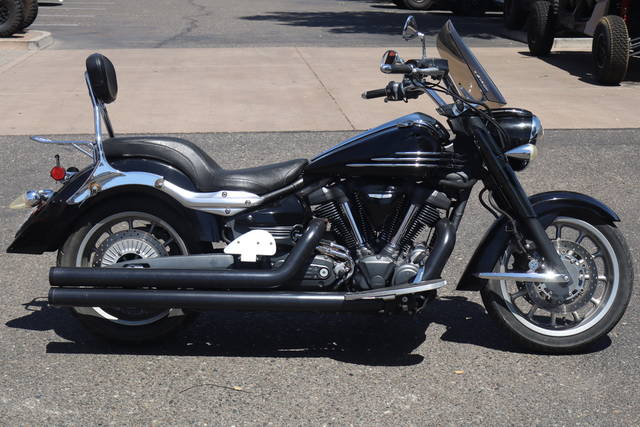 2006 Yamaha Roadliner Midnight