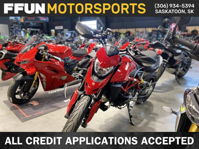 2025 Ducati Hypermotard 950 Ducati Red