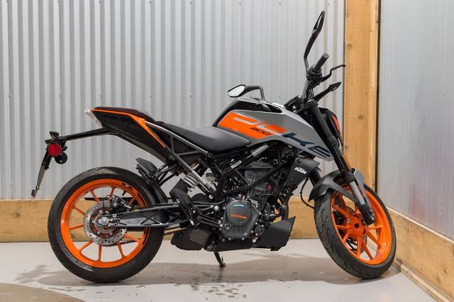 2023 KTM 200 Duke