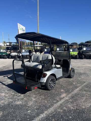 2027 EZGO RXV photo 3