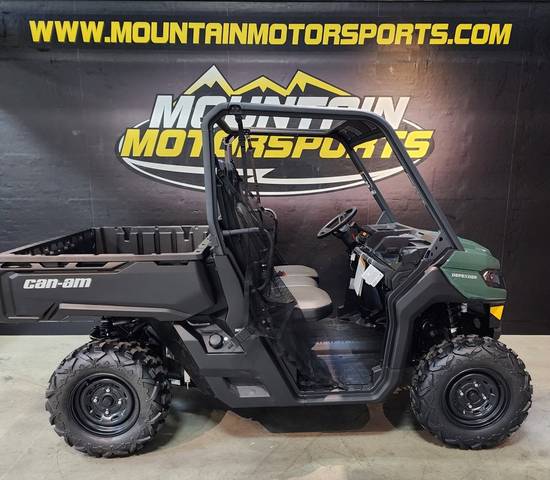 2026 Can-Am® Defender HD9