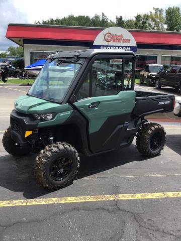 2026 Can-Am® Defender DPS CAB HD10