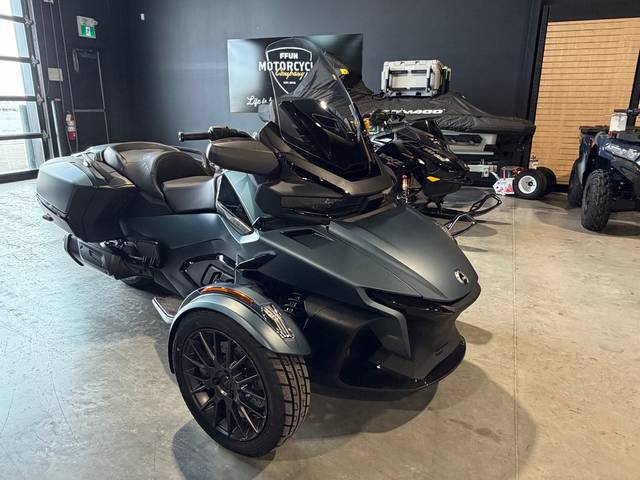2026 Can-Am® SPYDER RT (SE6)