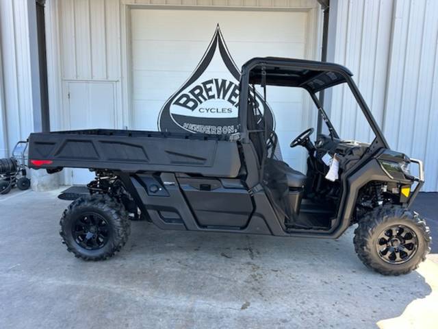 2026 Can-Am® Defender PRO XT HD10