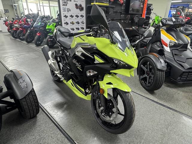 2026 Kawasaki Ninja® 500