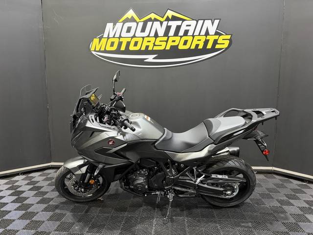 2026 Honda® NT1100 DCT