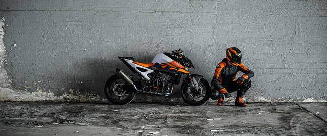2027 KTM 990 Duke
