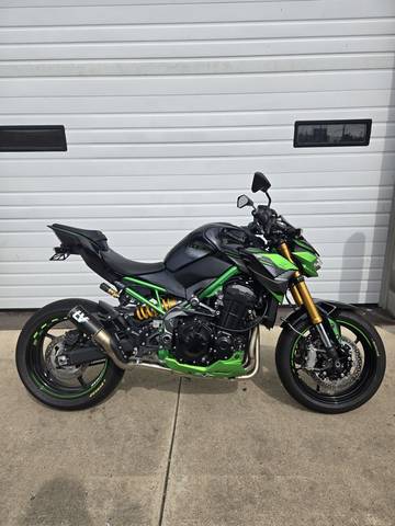 2024 Kawasaki Z900 SE ABS