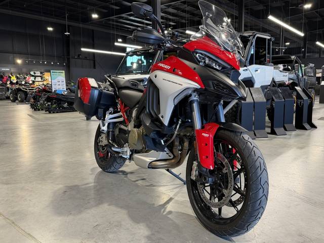 2024 Ducati Multistrada V4 S Travel &amp; Radar Red