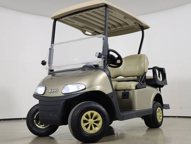 2021 EZGO RXV