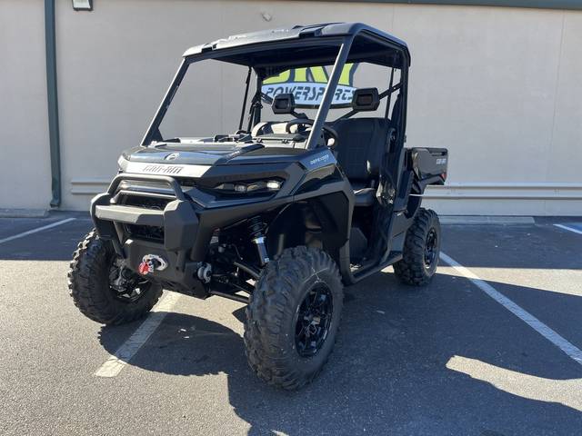 2026 Can-Am® Defender XT HD11