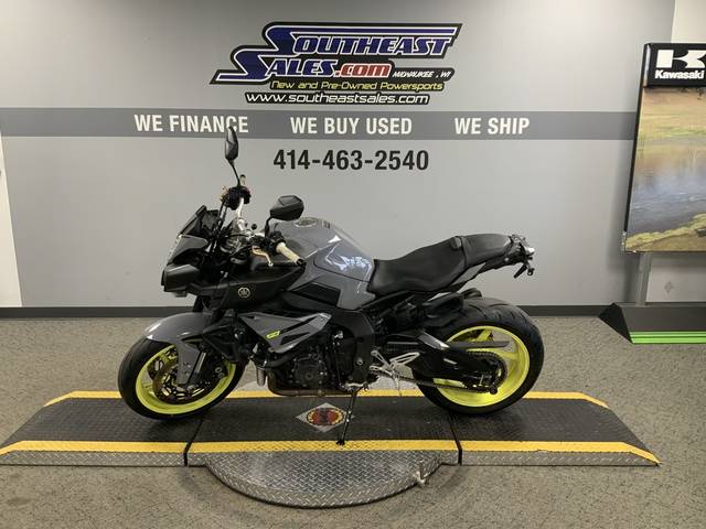 2017 Yamaha FZ-10
