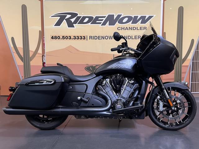 2025 Indian Motorcycle® Challenger® Dark Horse® 112 Black Smoke