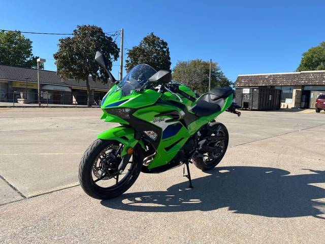 2026 Kawasaki Ninja® 500