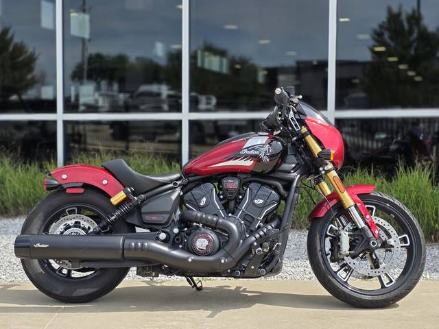 2025 Indian Motorcycle® 101 Scout® Sunset Red Metallic with Graphics