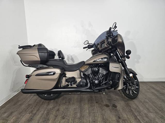 2021 Indian Motorcycle® Roadmaster® Dark Horse® Bronze Smoke