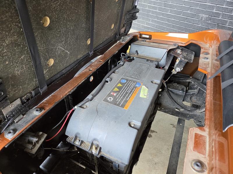 2020 EZGO RXV photo 3