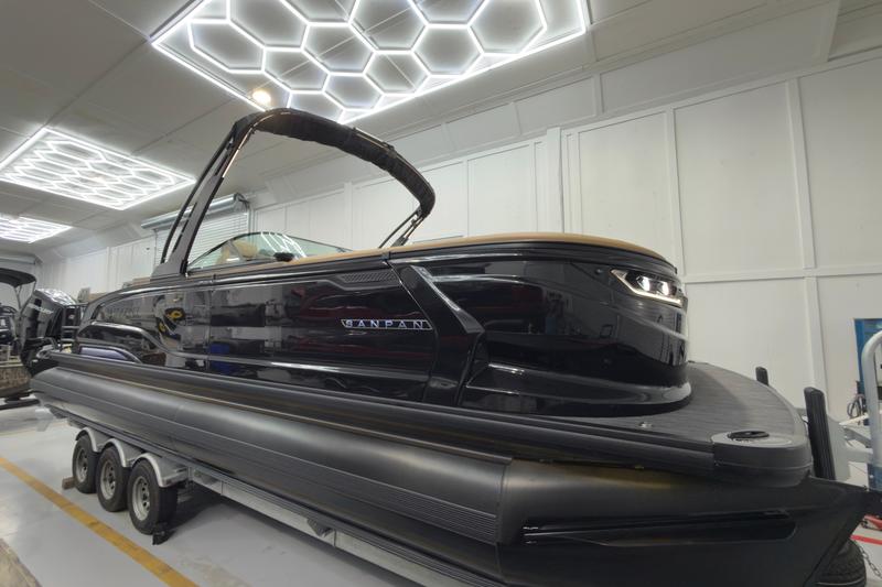 2027 Godfrey Sanpan 27' Twin Flip Lounge Windshield Tritoon - 2700