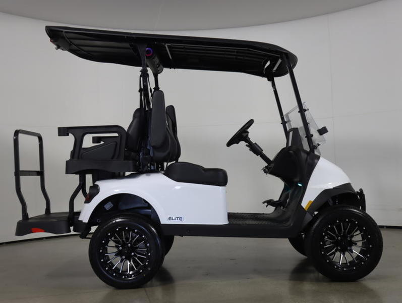 2026 EZGO RXV photo 5