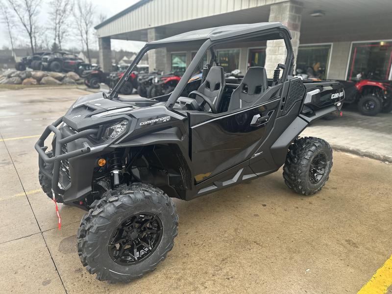 2026 Can-Am® Commander XT 700 | Grace Performance