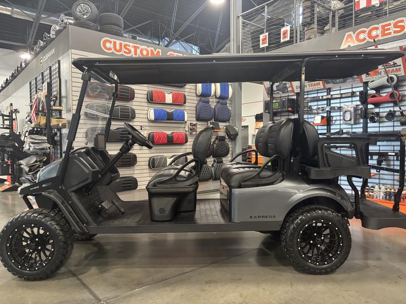 2027 EZGO Express photo 5