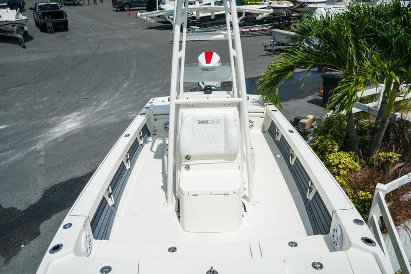 アップ 2027 Pathfinder 2500 Hybrid | Boat and Motor Superstores