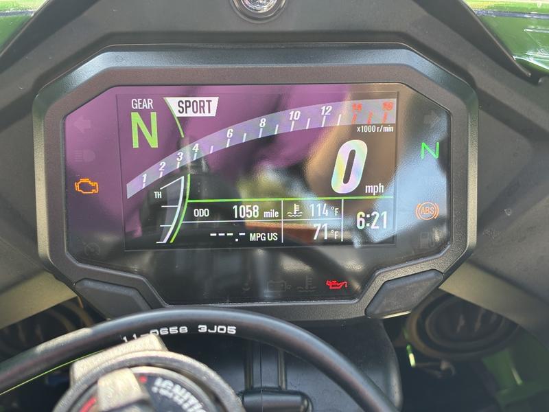 2024 Kawasaki Ninja® ZX™-10R 40th Anniversary Edition ABS