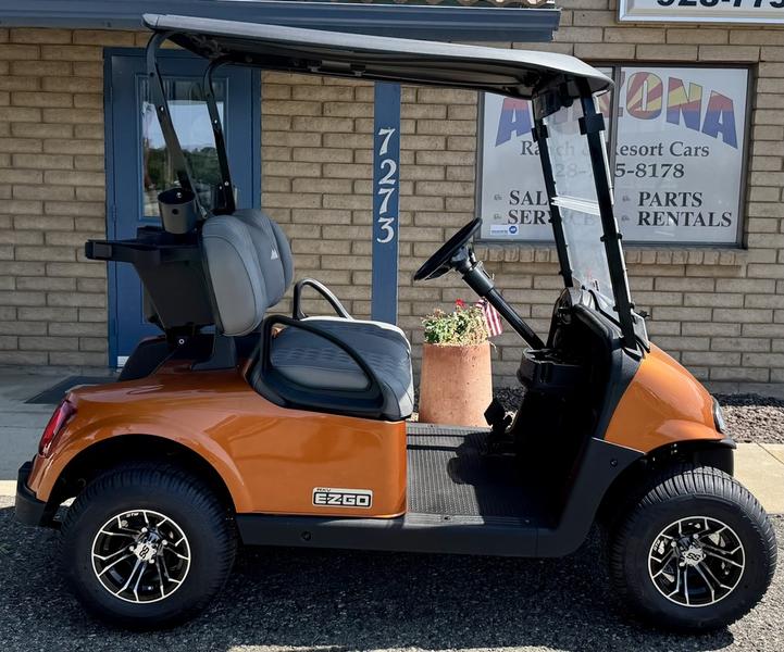 2022 EZGO RXV