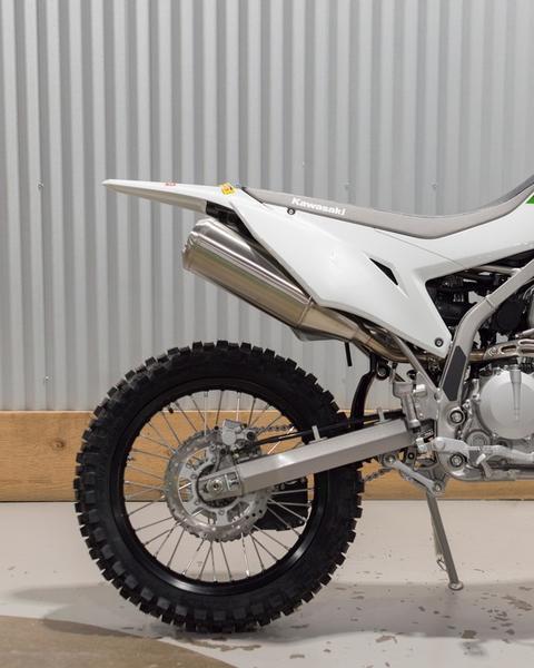 2026 Kawasaki KLX®300R | North American Warhorse