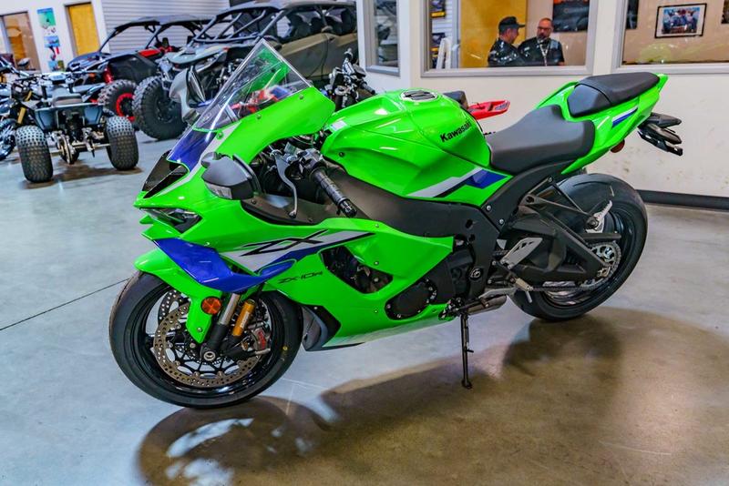 2026 Kawasaki Ninja® ZX™-10R | Nash Powersports