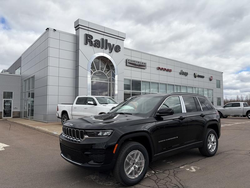 Chrysler Rallye 2026 Jeep® GRAND CHEROKEE LAREDO X CA858 | Rallye Motors