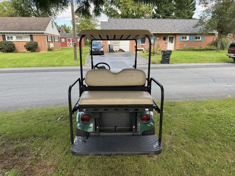 2014 EZGO TXT photo 7